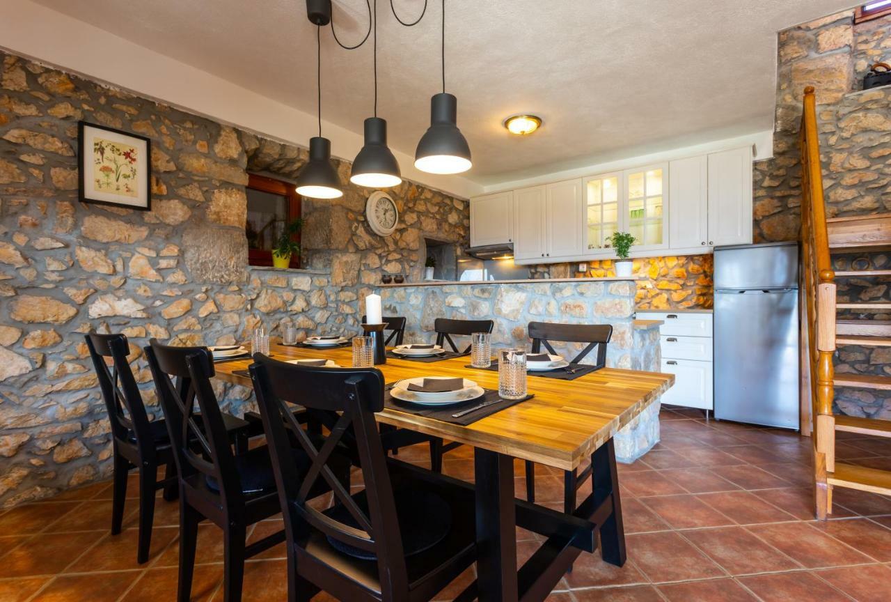 Villa Korina Pinezići Exteriér fotografie